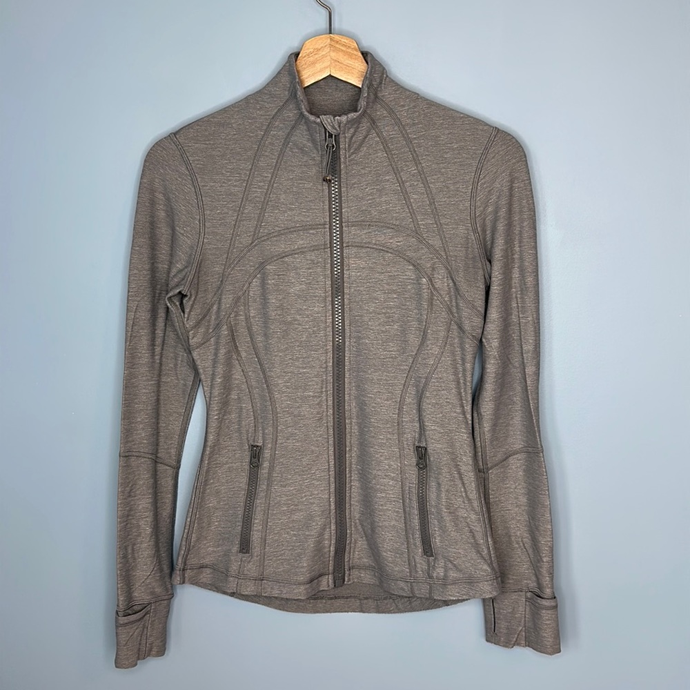 Lululemon define jacket size 6